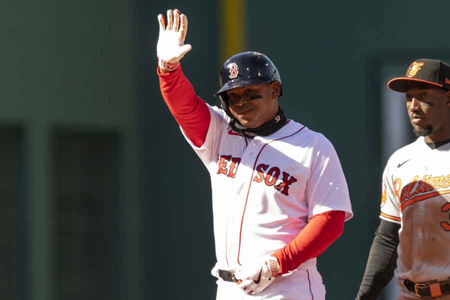 Rafael Devers strikeout video: Red Sox 3B becomes first player called out  due to pitch clock violation - DraftKings Network