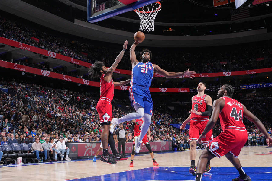 Embiid does play, scores 30, but Sixers lose