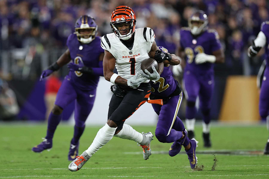 Lamar Jackson Leads Baltimore Ravens to Thrilling 35-34 Victory Over Cincinnati Bengals