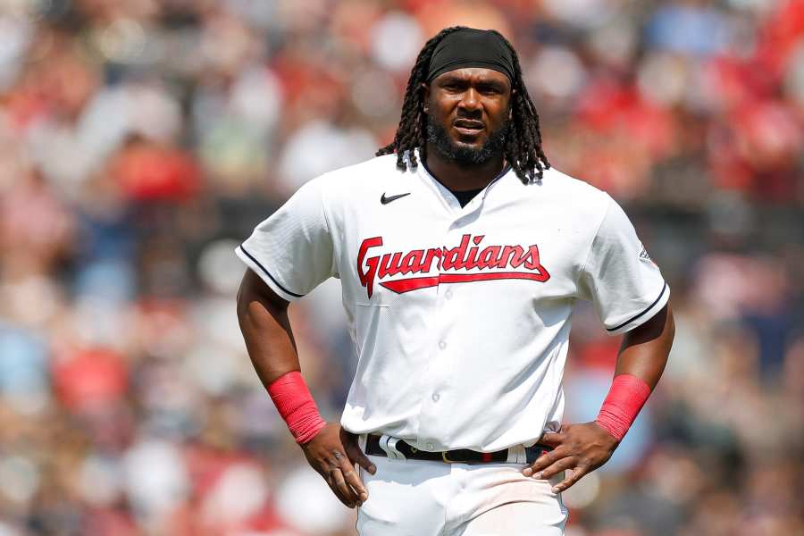 Trade deadline: Guardians trade Josh Bell to Miami Marlins for