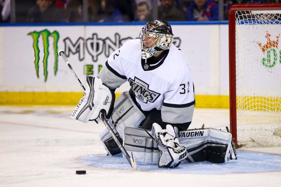 Kings' Jonathan Quick adds boosts Hall of Fame resume by joining extremely  exclusive club