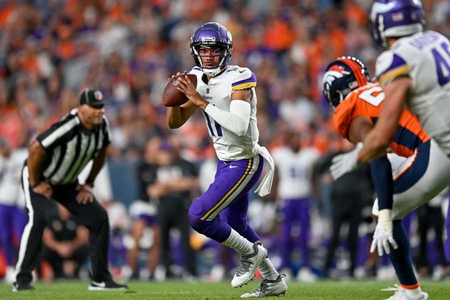 Minnesota Vikings waive QB Kellen Mond, terminate contract of QB Sean  Mannion - ESPN