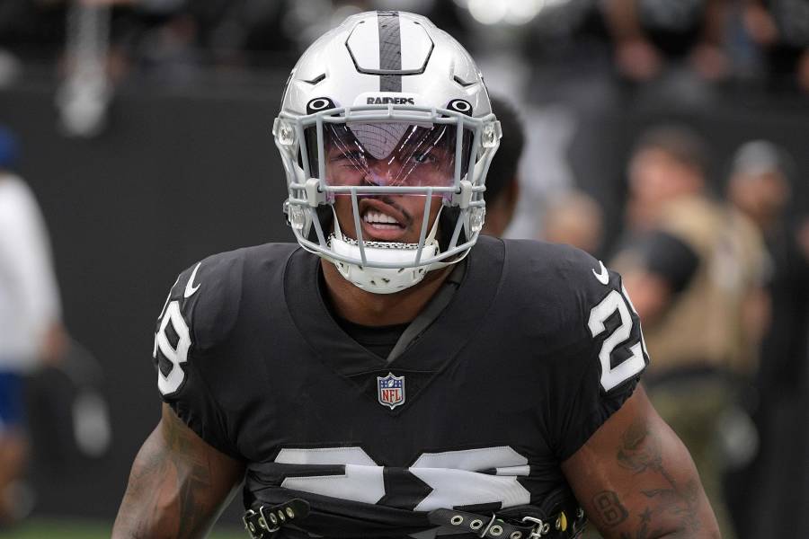 Raiders' offensive line deserves its credit; Josh Jacobs deserves