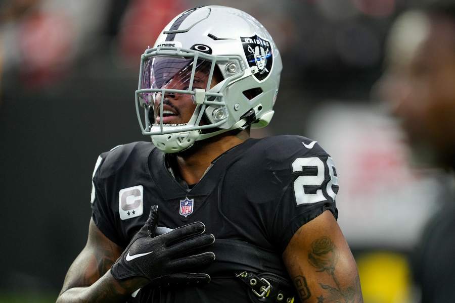 Josh Jacobs says he wants to stay with Raiders, bought house in