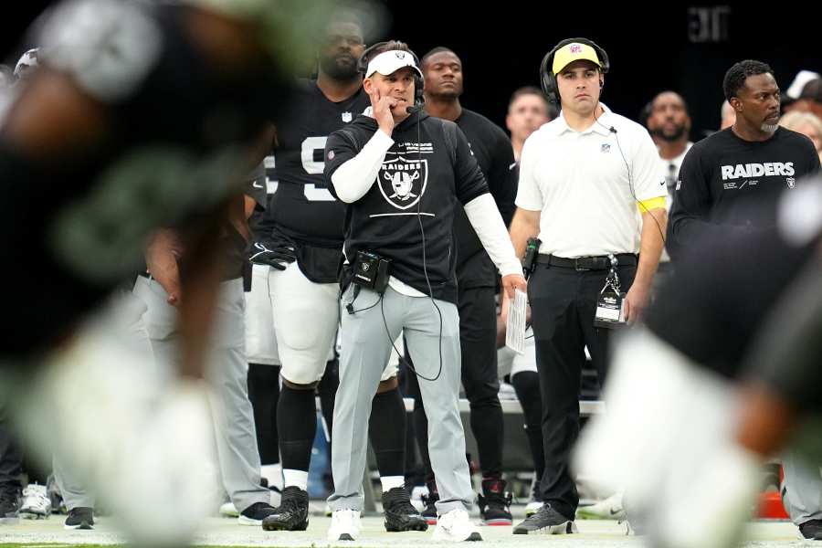 NFL Week 3 winners, losers: Raiders doomed by Josh McDaniels' FG call