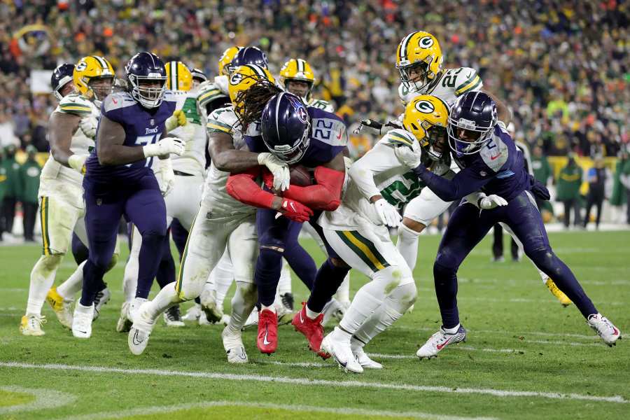 NFL: Tennessee Titans lead from start to finish to beat struggling Green Bay  Packers