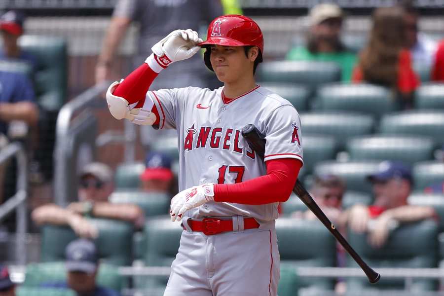 Angels' Shohei Ohtani joins elite company by cinching 40-homer, 20-steal  season vs. Padres 