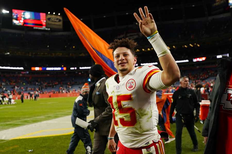 Chiefs' Clark Hunt: 'I Don't Anticipate' Alternative Uniforms