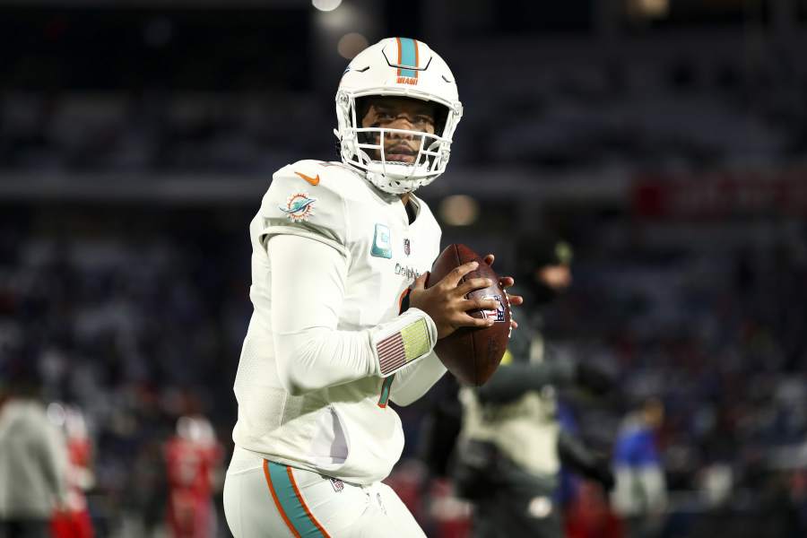 Dolphins QB Tua Tagovailoa, 49ers safety Talanoa Hufanga named