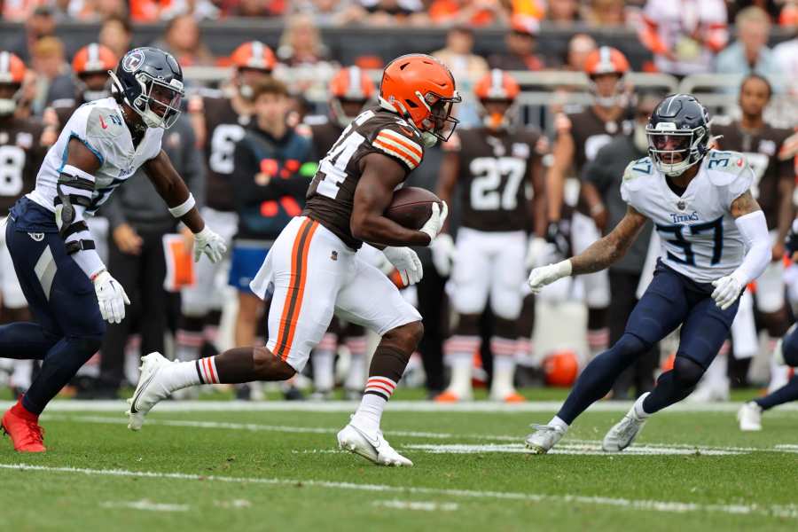 Cleveland Browns vs Tennessee Titans Stats Comparison