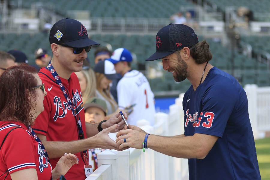 Charlie Culberson Throw  Top Plays of 2019 