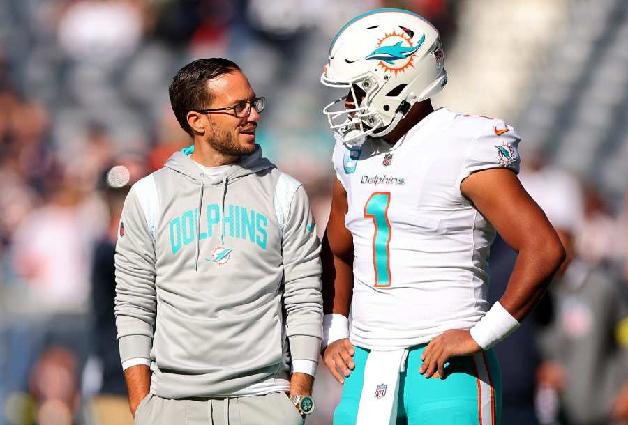 Dolphins' Mike McDaniel has best 2023 Coach of the Year odds