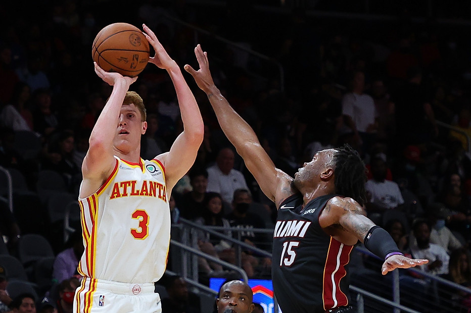 Report: Trae Young signs five-year contract extension with Atlanta Hawks