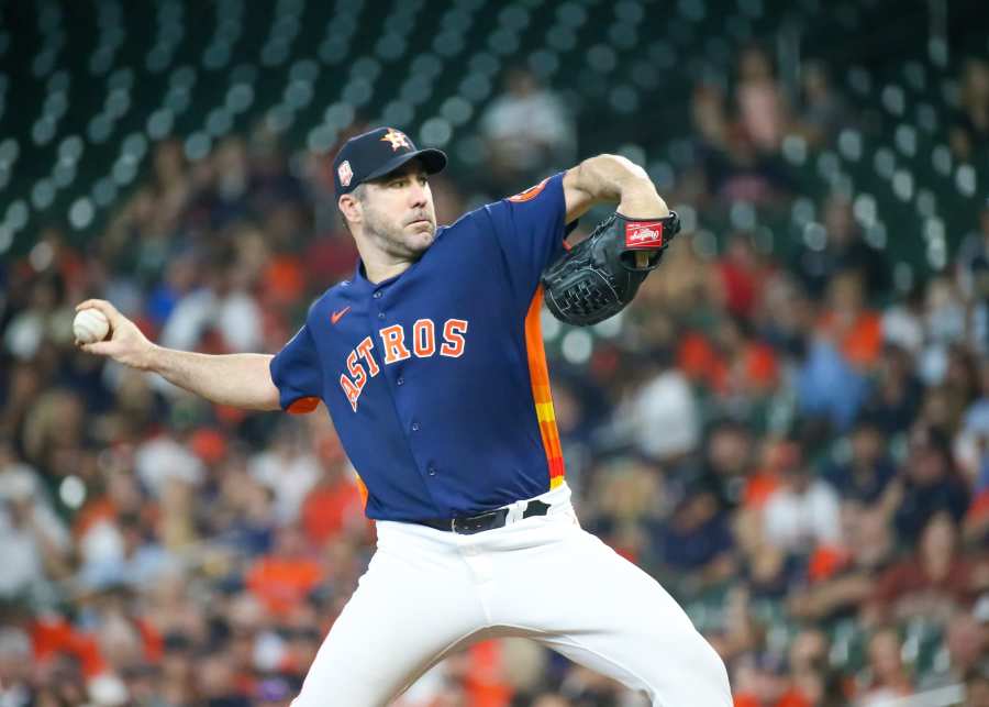 Justin Verlander agrees to a $25 million 1-year deal with the