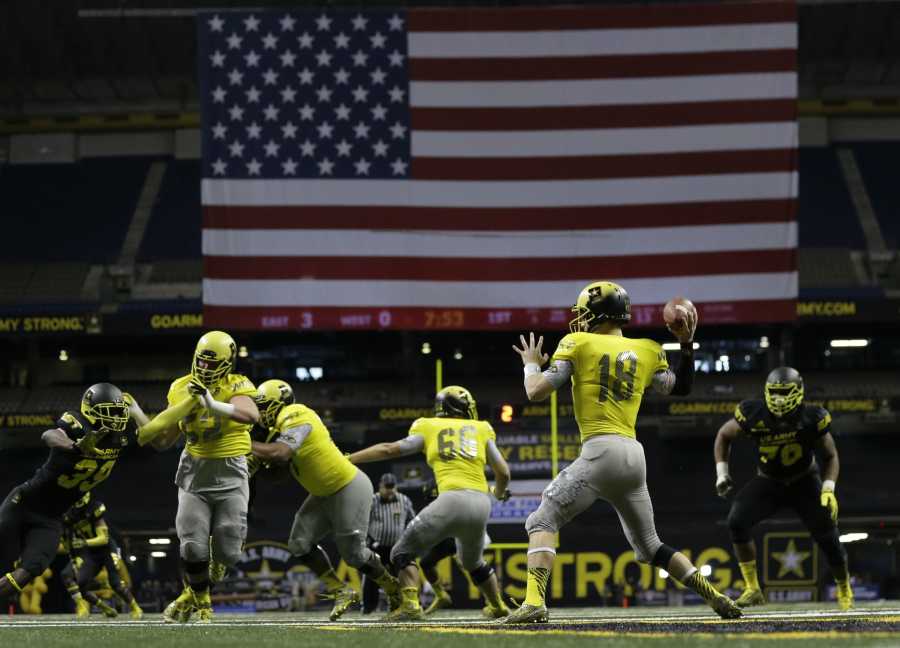 Uniting Uniforms at the U.S. Army All-American Bowl - SI Kids: Sports News  for Kids, Kids Games and More