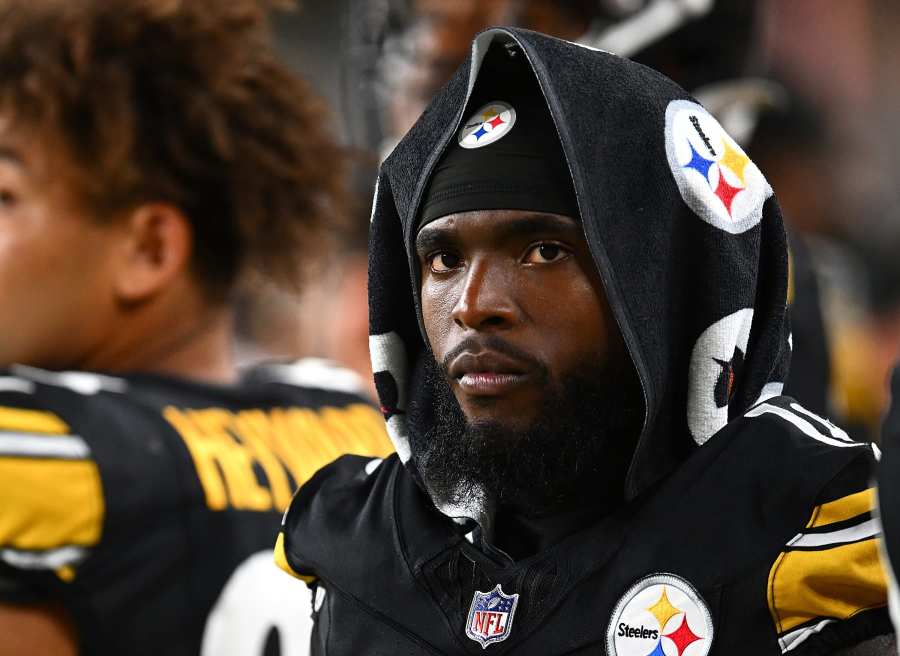 Steelers' Diontae Johnson Out vs. 49ers After Suffering Hamstring Injury, News, Scores, Highlights, Stats, and Rumors