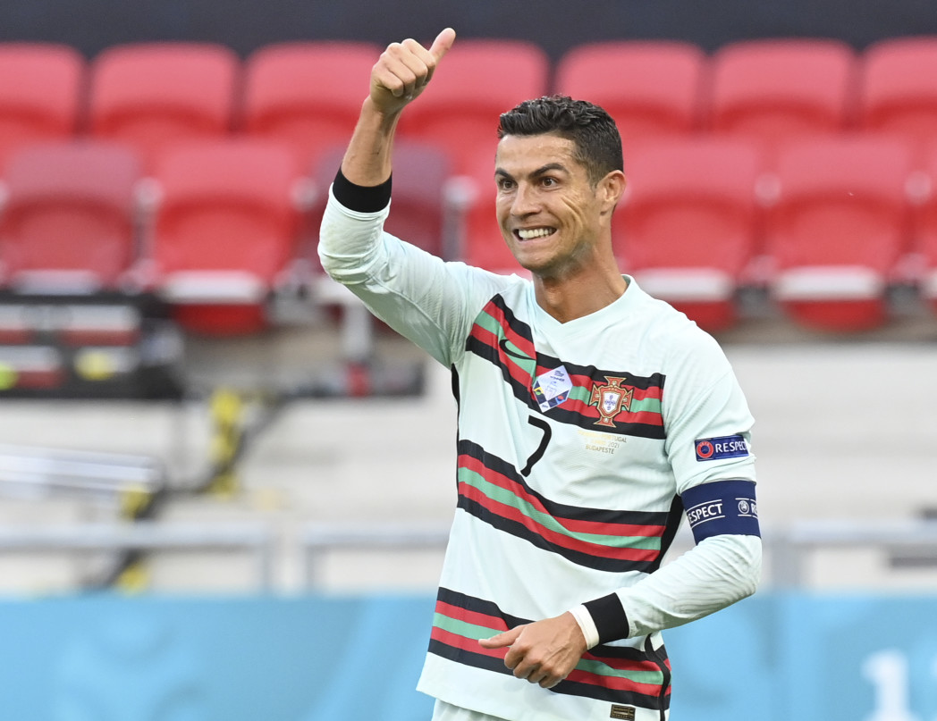 Cristiano Ronaldo Is The First Person To Reach 200 Million Followers On  Instagram