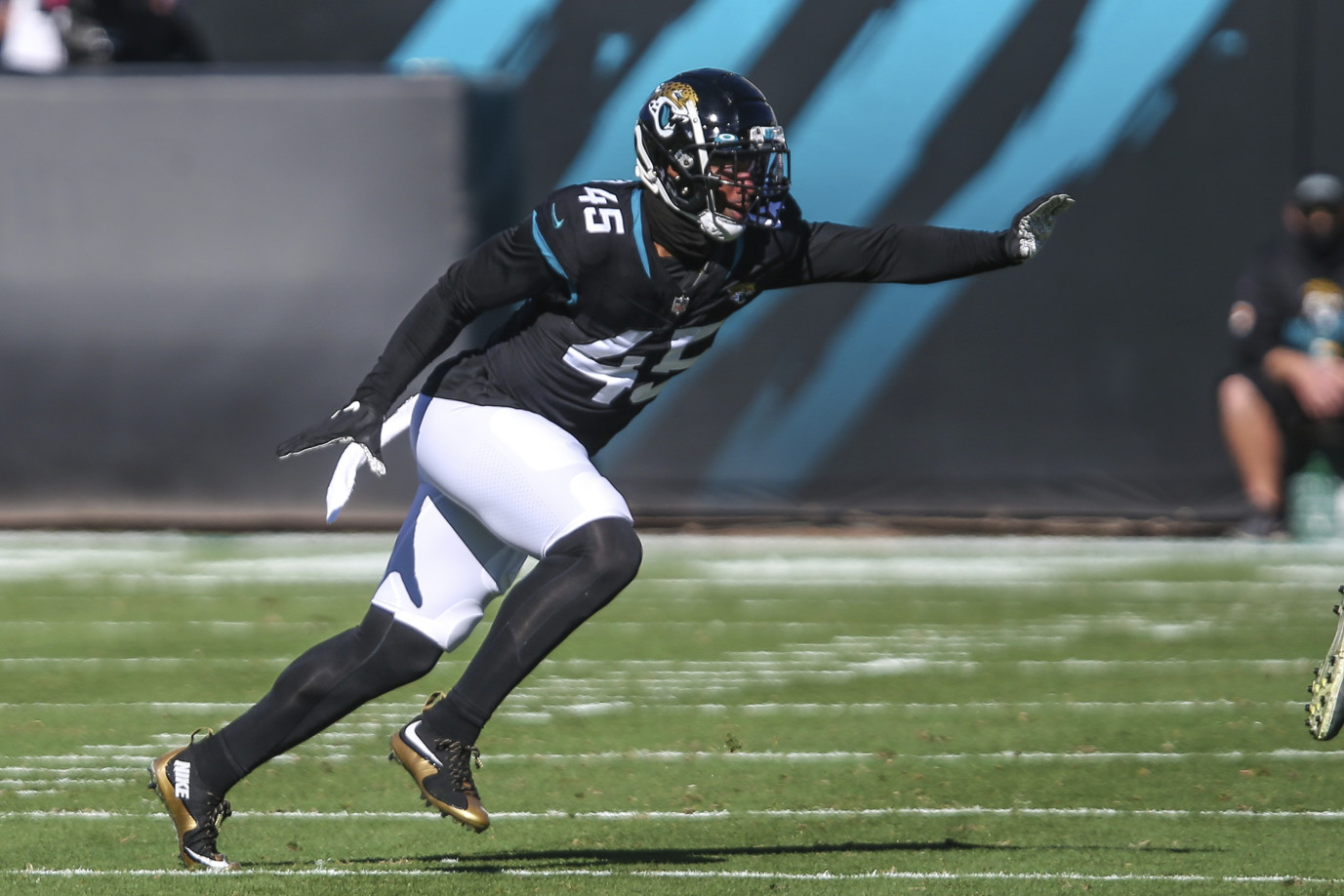 Instant Reaction: Jaguars DE/LB K'Lavon Chaisson