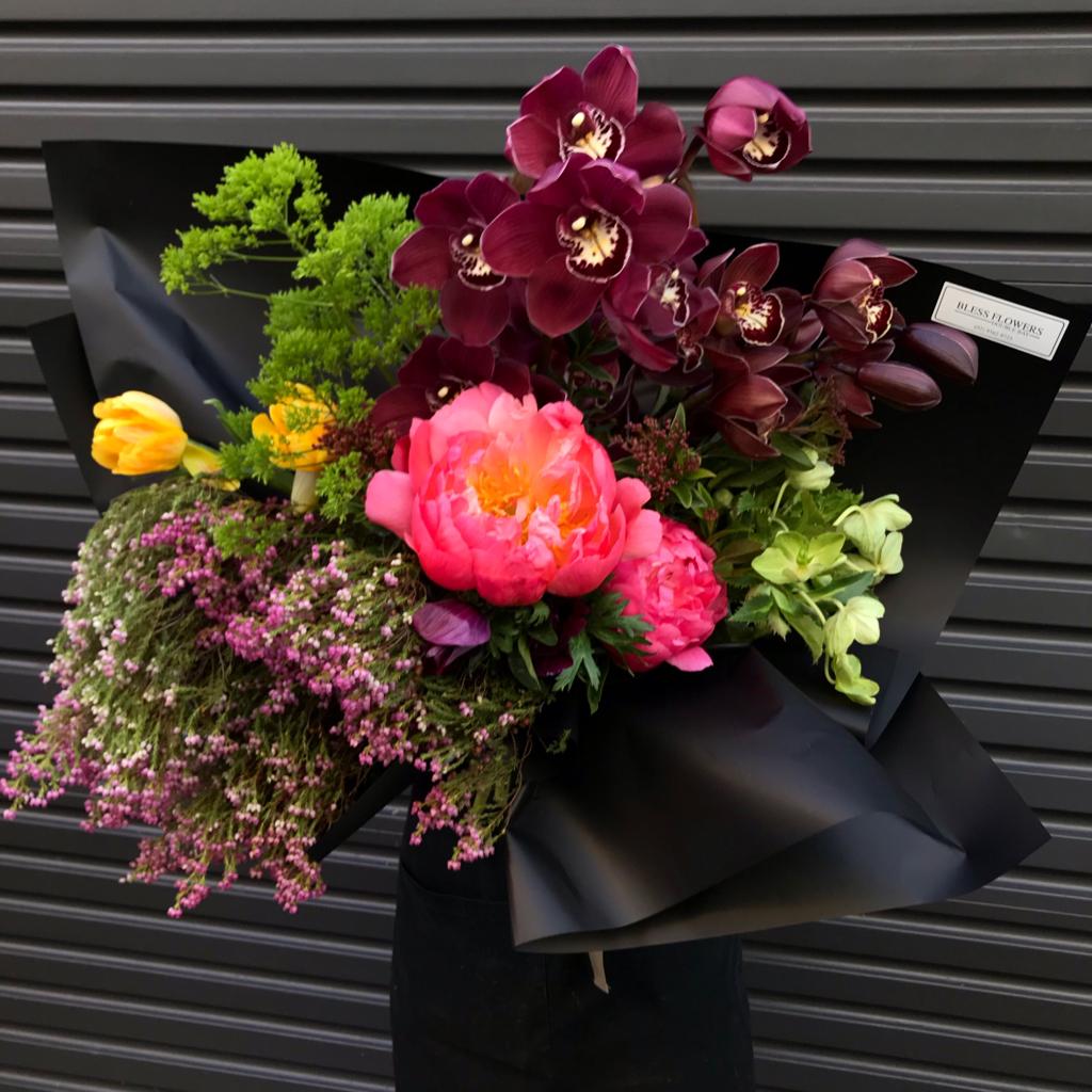 Sculptural Flowers Delivery in Sydney Subrubs ...