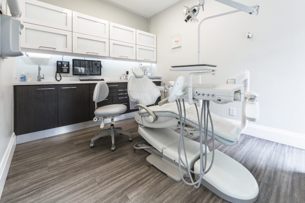Dentist in Delhi Dentist in Delhi