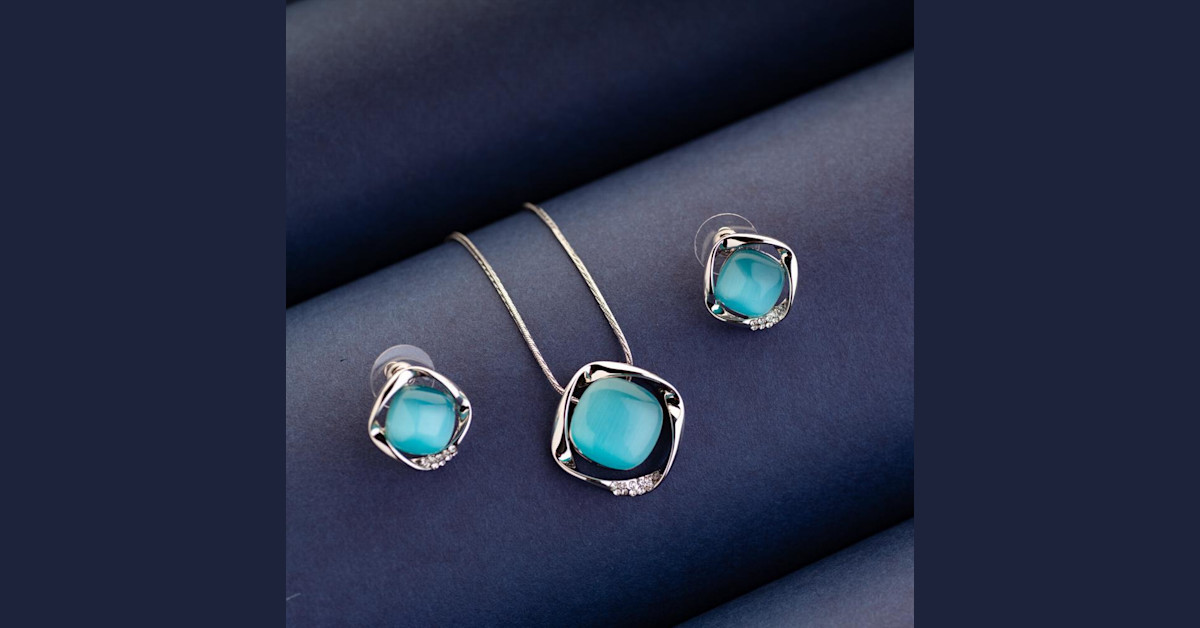 Office Wear Jewellery with Blue Stones - Boracay Blue Stone Pendant Set ...