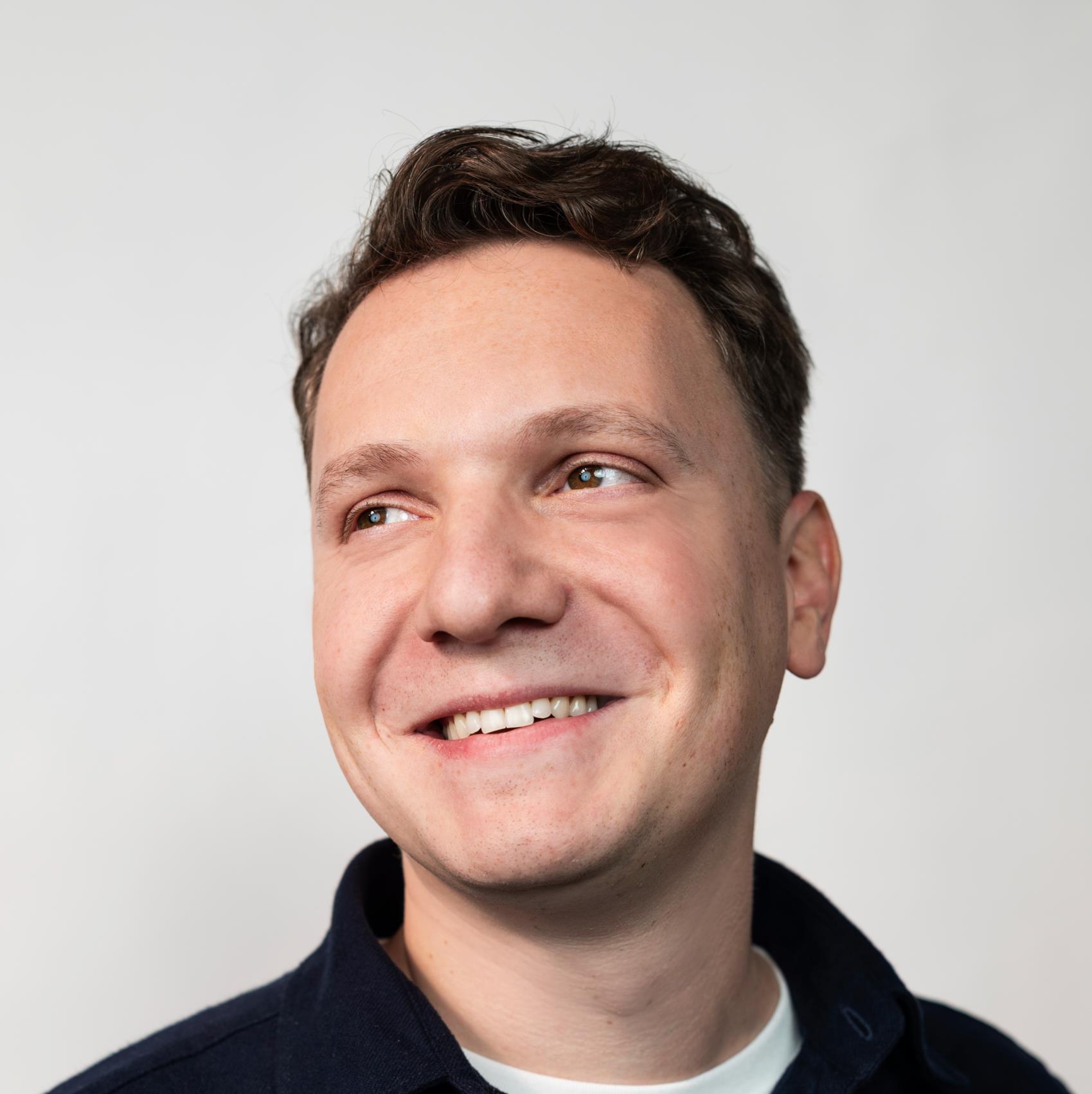 Rebuilding the Global Data Centre Backbone