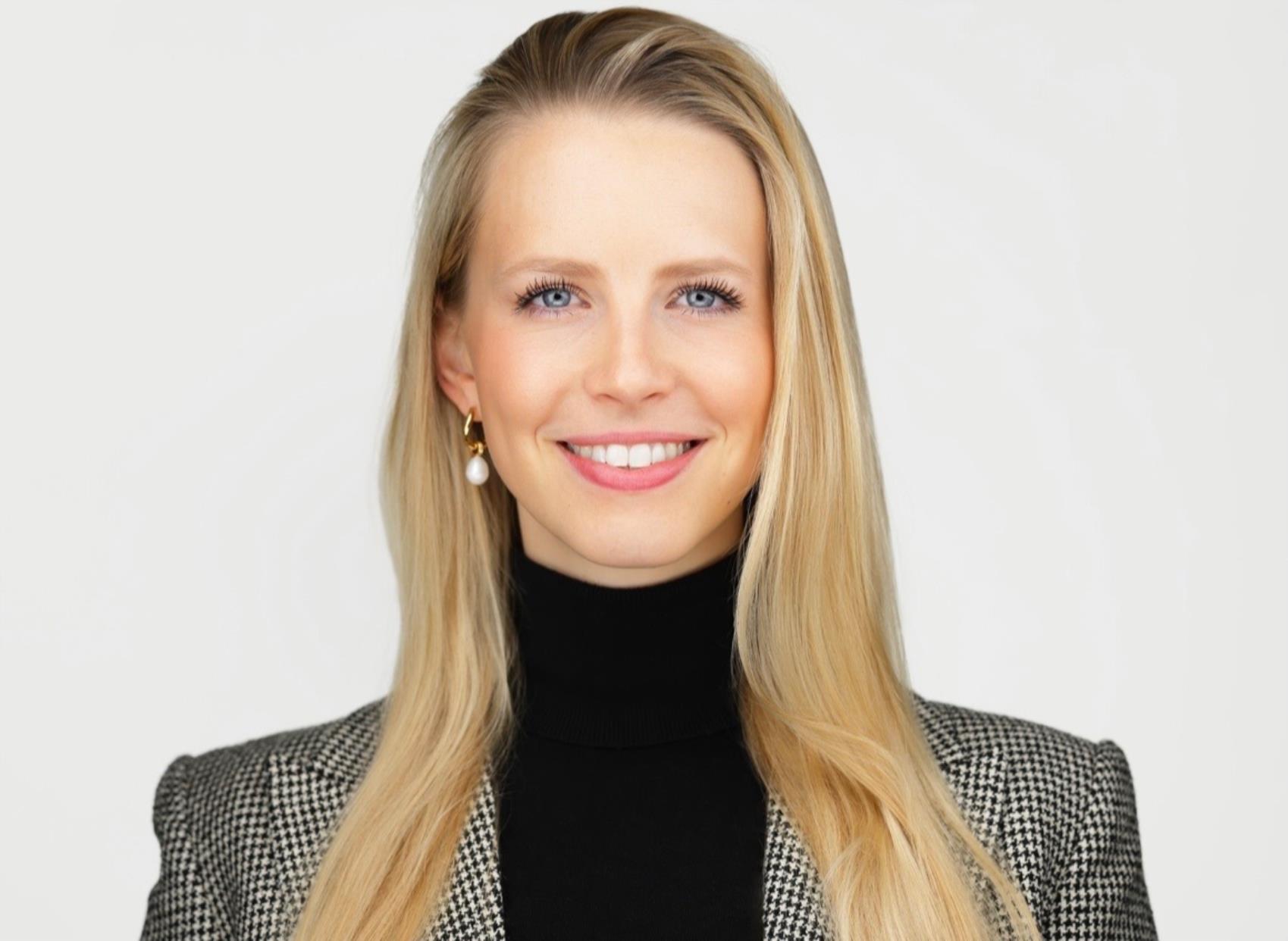 Anna Textor (Venture + Growth Investments)