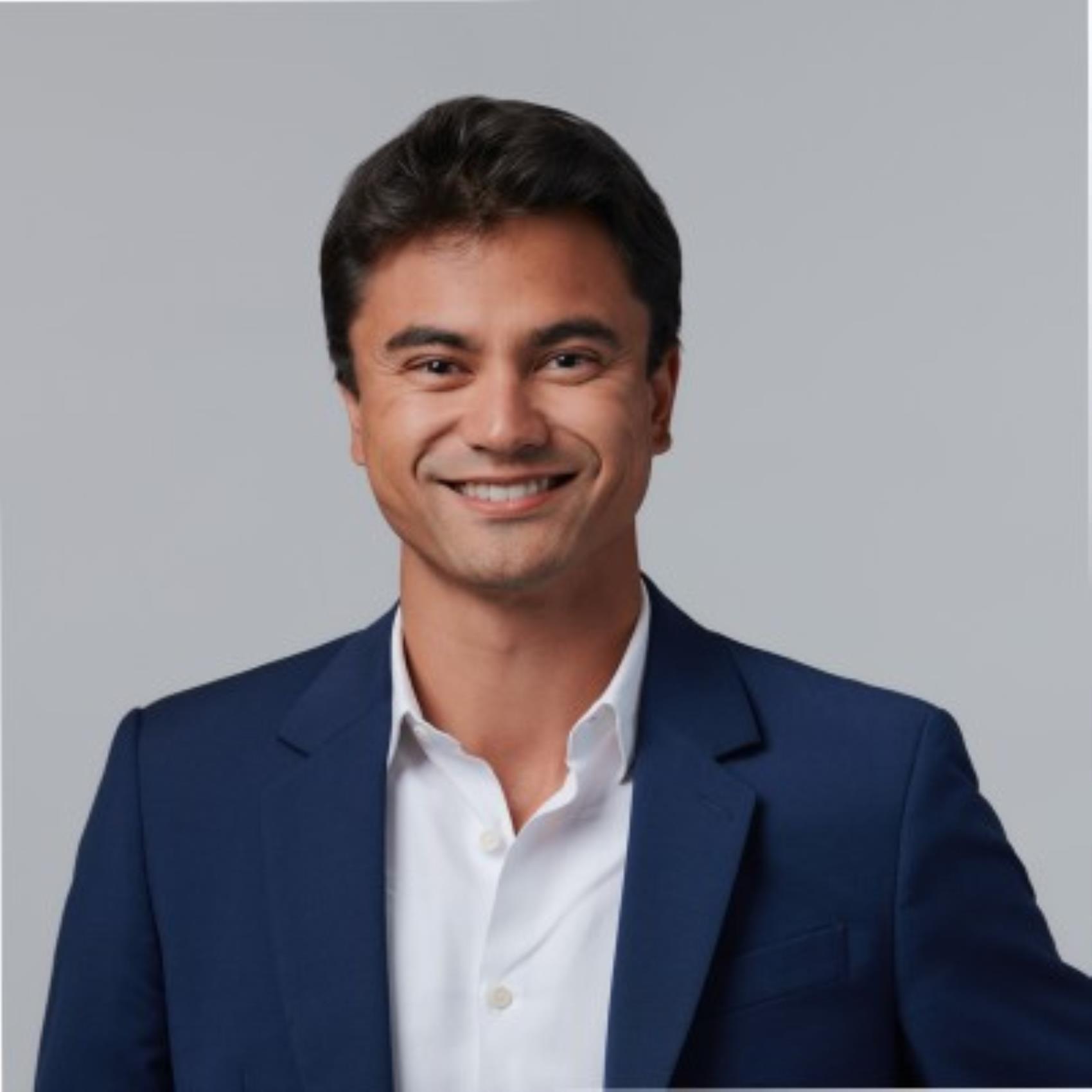 Elie de Fressenel (Global VC + AI Infrastructure)
