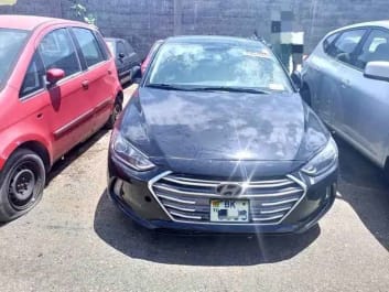 Hyundai Elentra 2017 - Occasion Togo