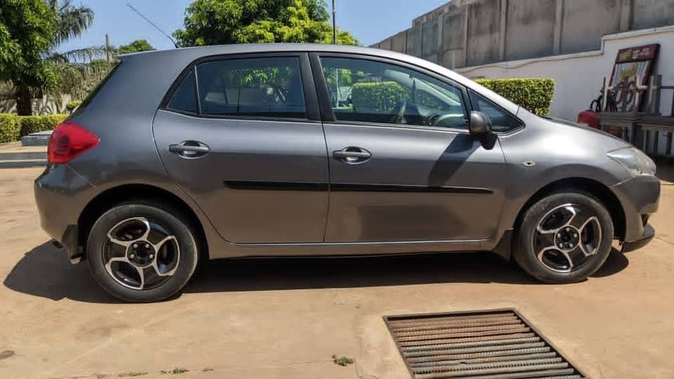 2008 Toyota Auris