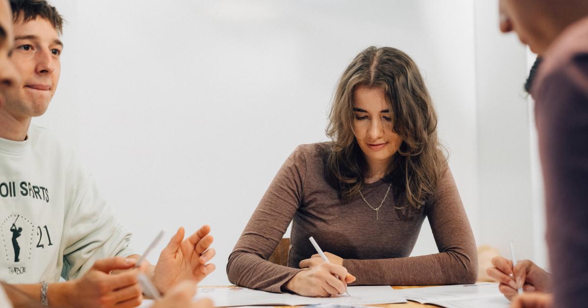Tipps für die Theorieprüfung Auto BLINK Fahrschule