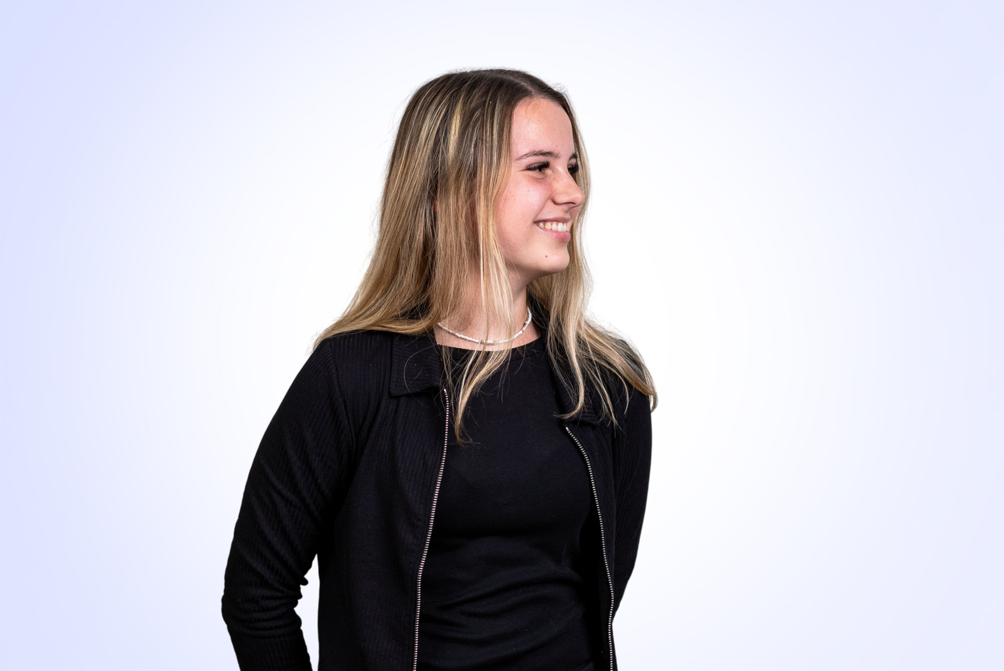 Kira im Backoffice bei BLINK