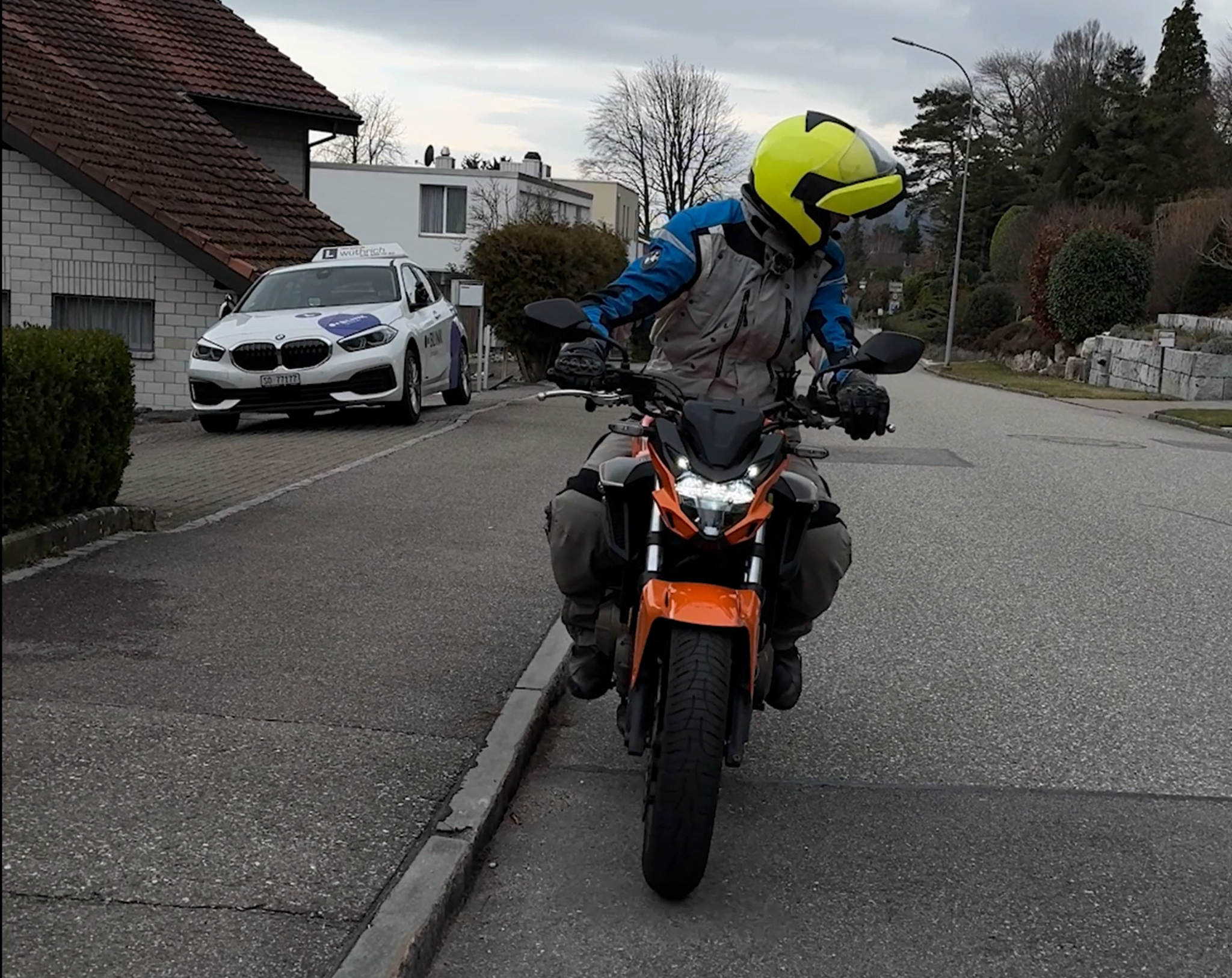 Motorrad Grundkurs 2 - Einfuegen in den Verkehr