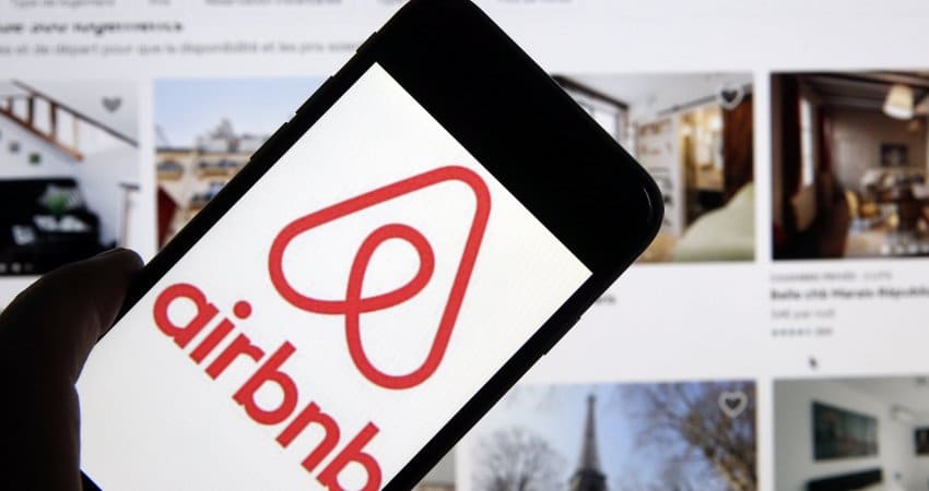 Airbnb’s CEO Shows All Businesses How to Conduct Layoffs