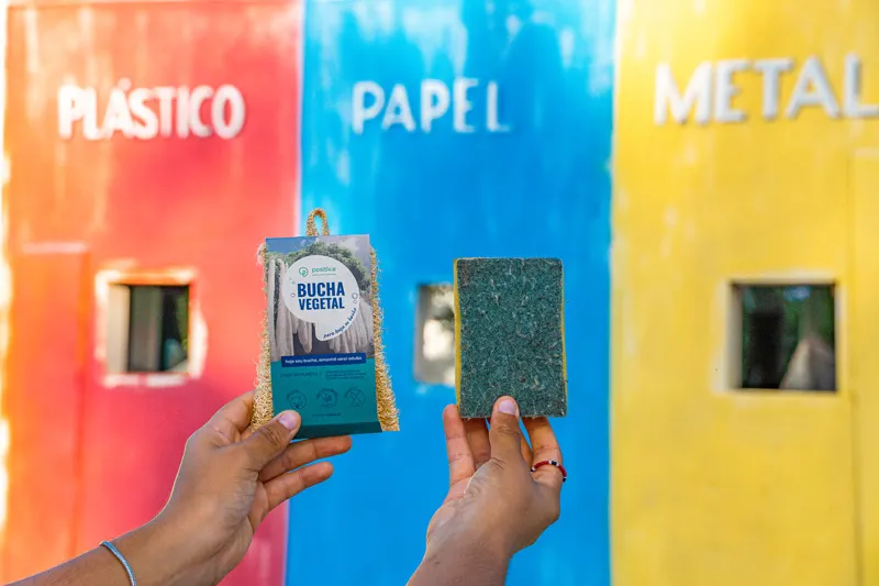 Ação no Ecoponto do La Torre troca esponjas tradicionais por buchas vegetais
