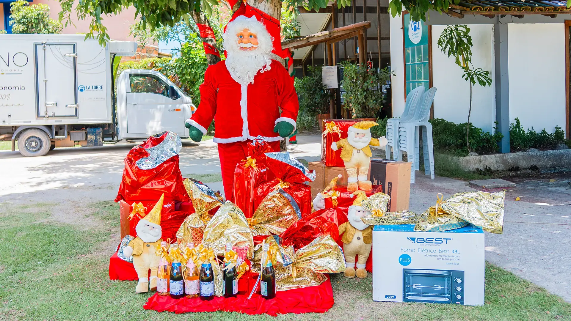 Entrega de cesta de Natal