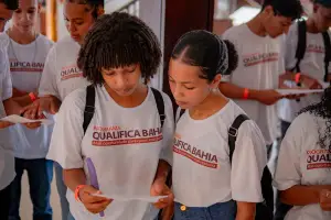 Qualifica Bahia – alunos do curso de recepção visitam o La Torre