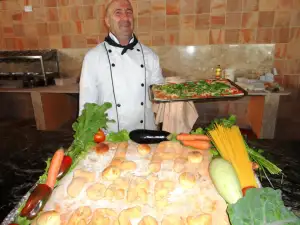 La Torre inaugura “Fábrica de Pizza”