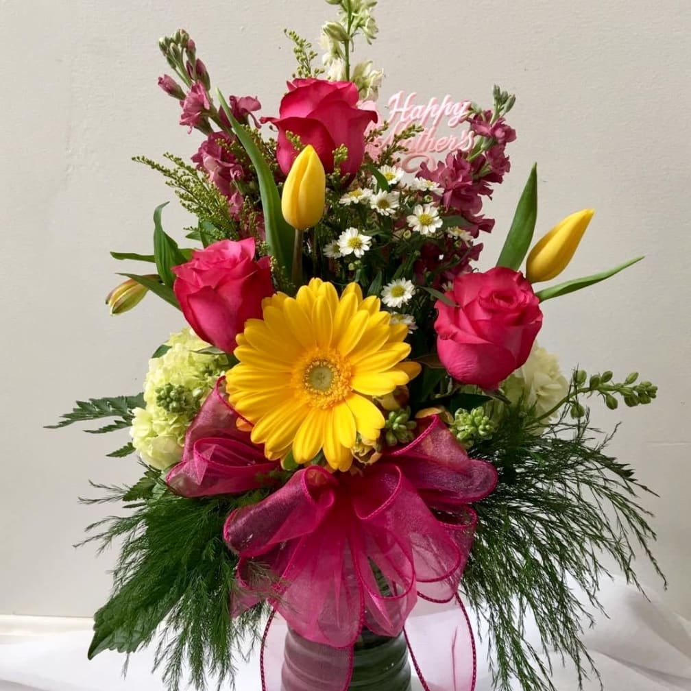 Warwick Florist | Flower Delivery by Petals Florist & Gift Shop