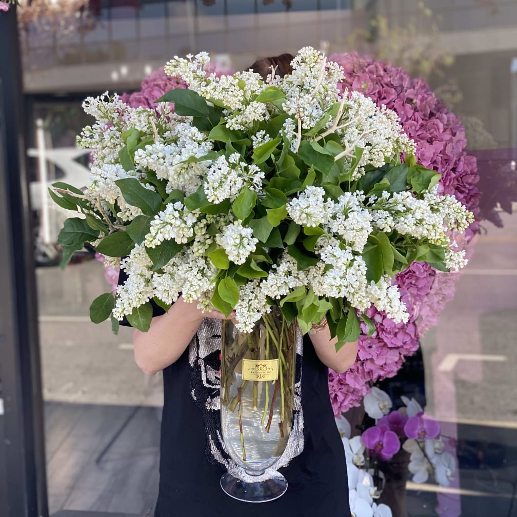 Encino Florist Flower Delivery by La Fleur Eclose