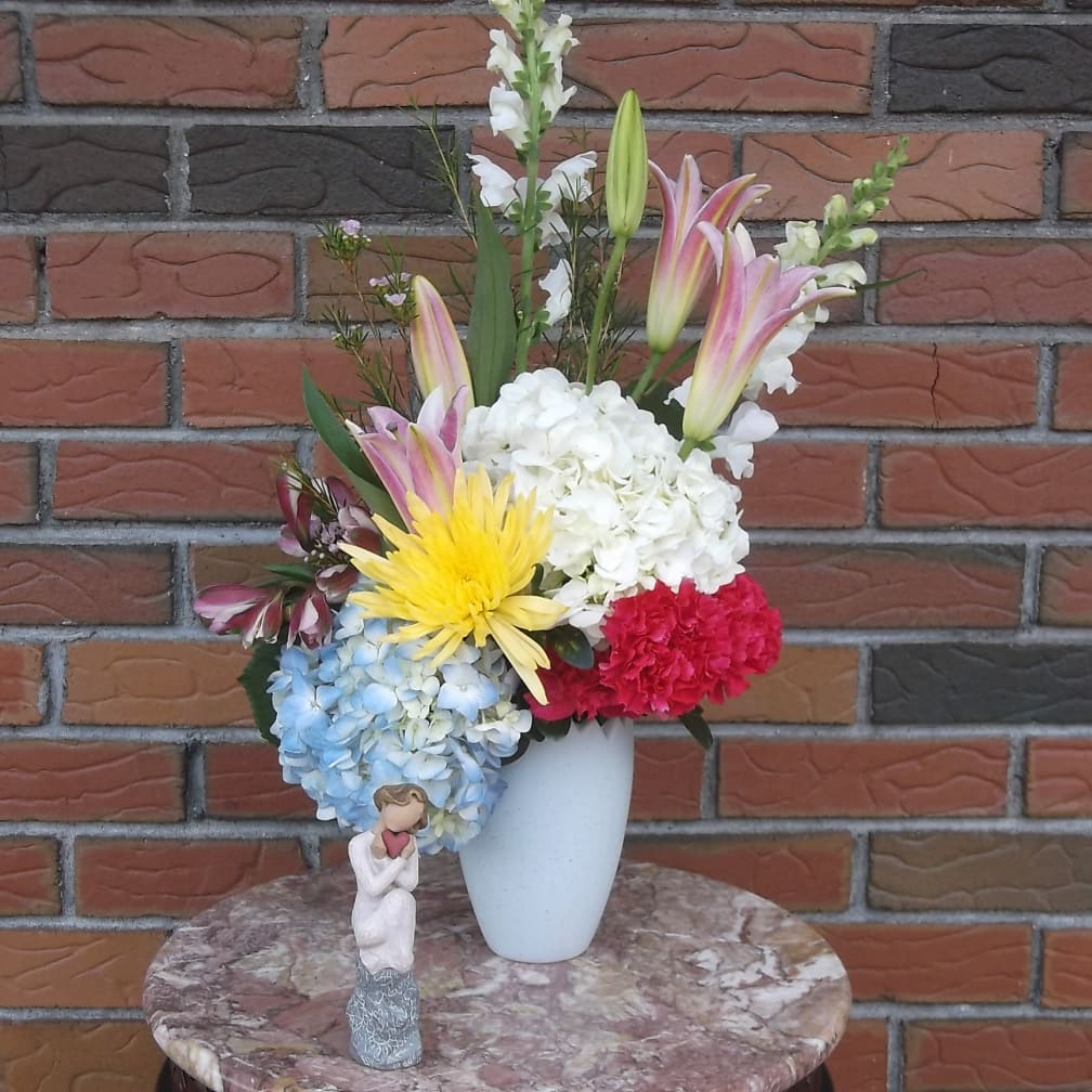 Ludlow Florist Flower Delivery by Heavenly Inspirations Flowers & Gifts