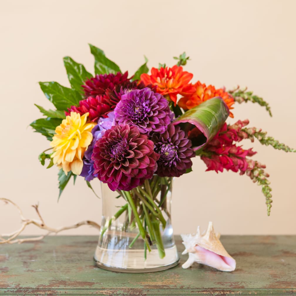 Laguna Niguel Florist Flower Delivery by McCool Flowers