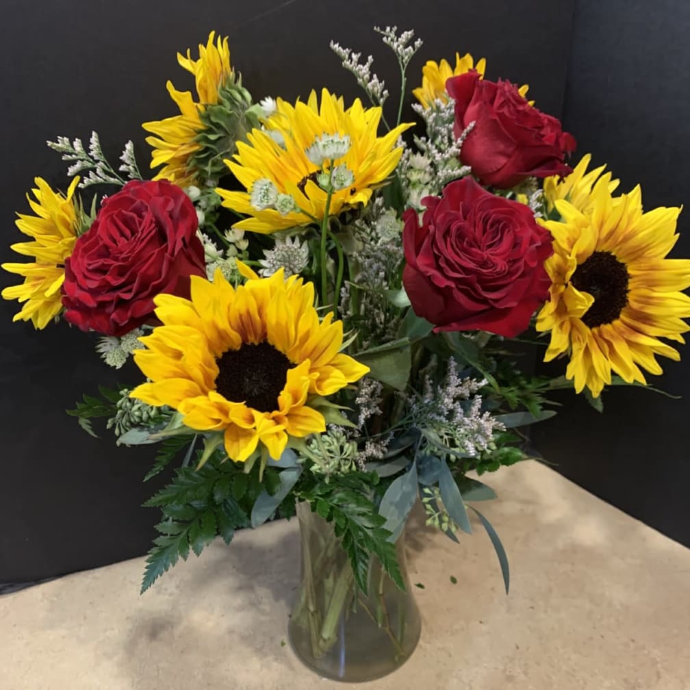 North Babylon Florist Flower Delivery by Gifts From The Heart Florist
