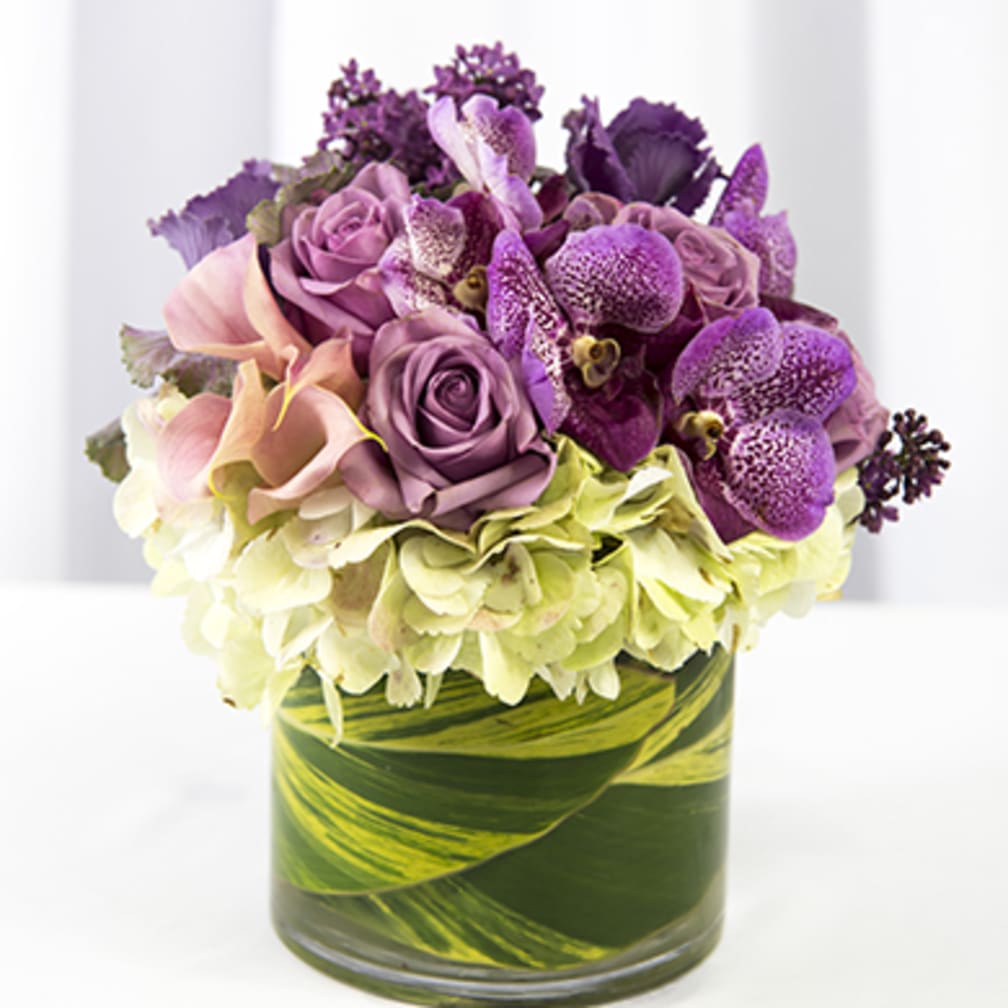 Santa Clarita Florist Flower Delivery by Celebrate Flowers and