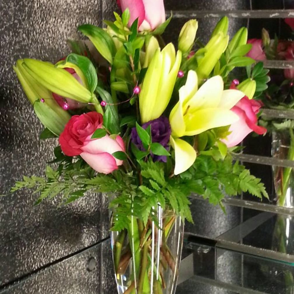 Fort Knox Florist Flower Delivery by Petals and Blooms Fort Knox, KY