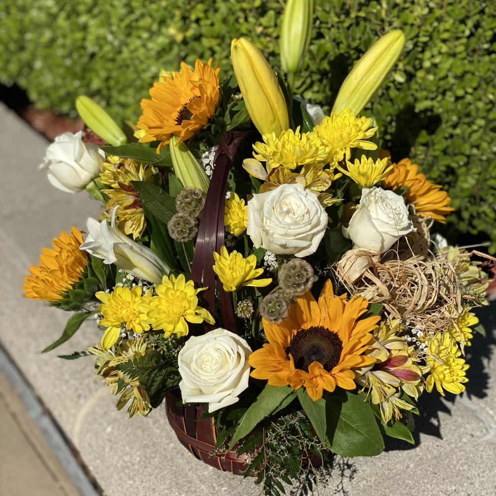 Rancho Cucamonga Florist Flower Delivery by Tommy Austin Florist