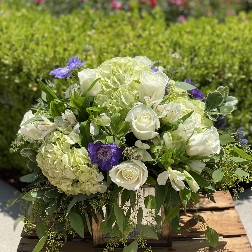 Rancho Cucamonga Florist Flower Delivery by Tommy Austin Florist