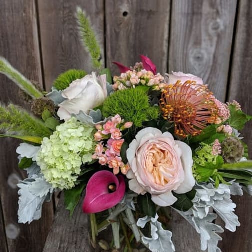 Eureka Florist Flower Delivery by Mary Hana Flowers