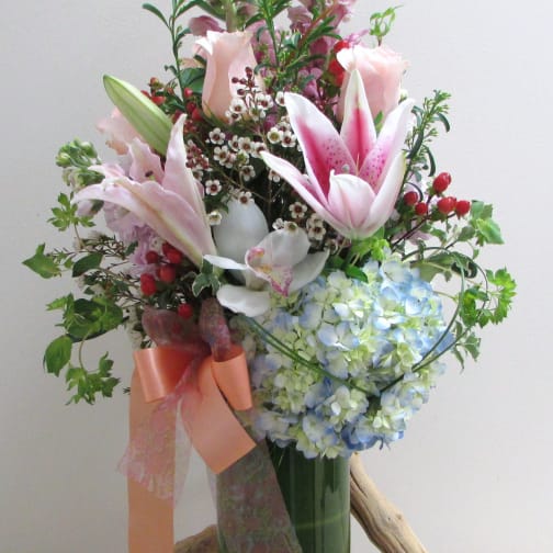 Laguna Niguel Florist Flower Delivery by Crown Valley Florist