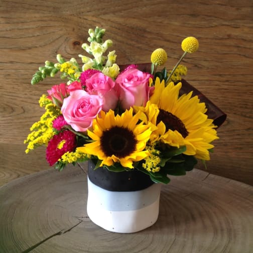 Denton Florist Flower Delivery by Flowergarden 118